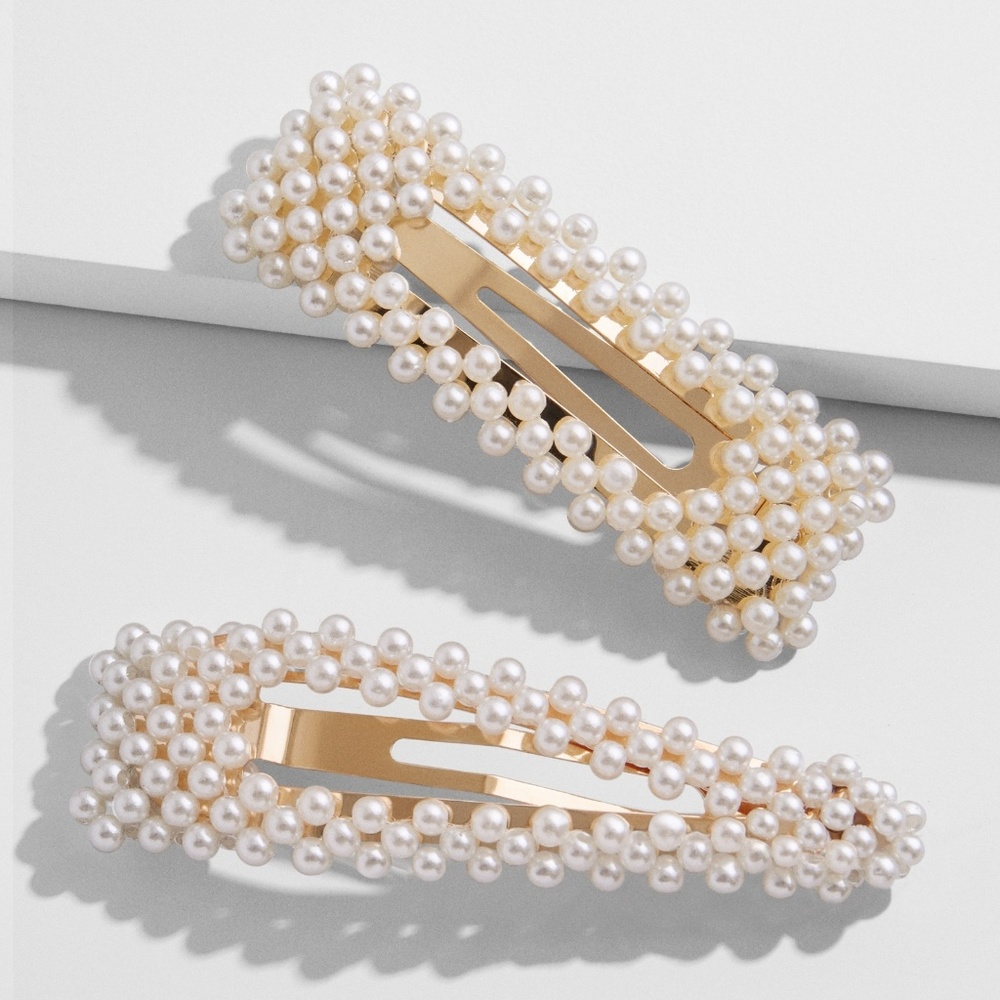 NEW | 2 Pieces - Pearl Hair Barrettes Clips Set - Picture 2 of 3